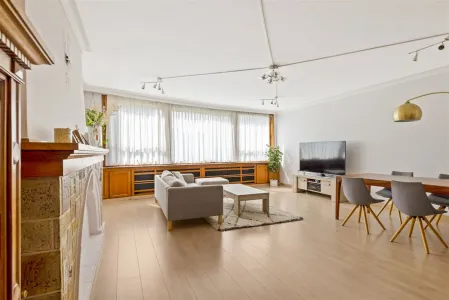 Apartamento À venda ANTWERPEN